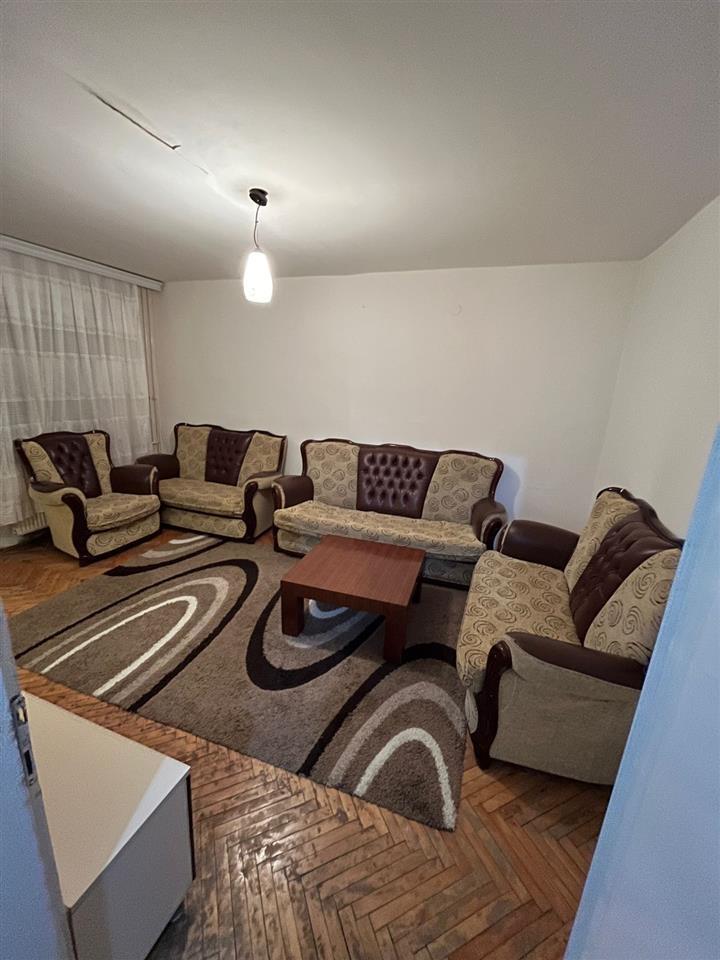 Banesa me qera ne bregun e diellit 250 (5)