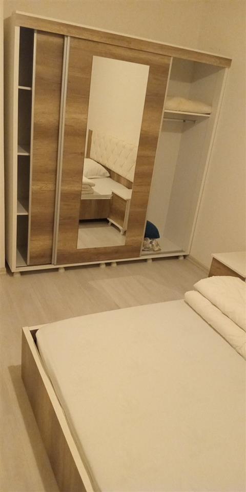 Banese me qera ne fushe kosove afer rruges dardania (2)