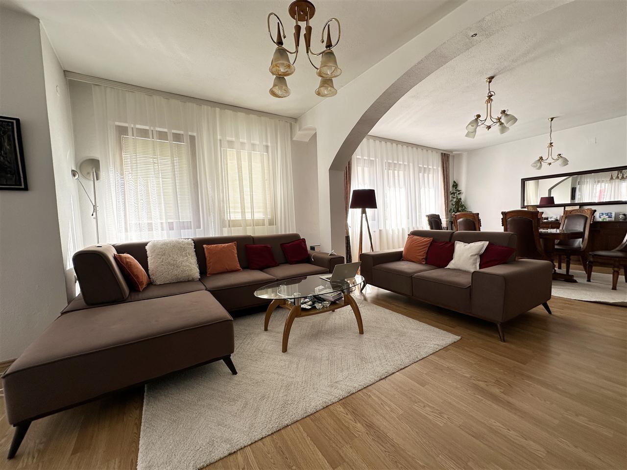 Banese me qira ne qender 3dh gjumi (1)