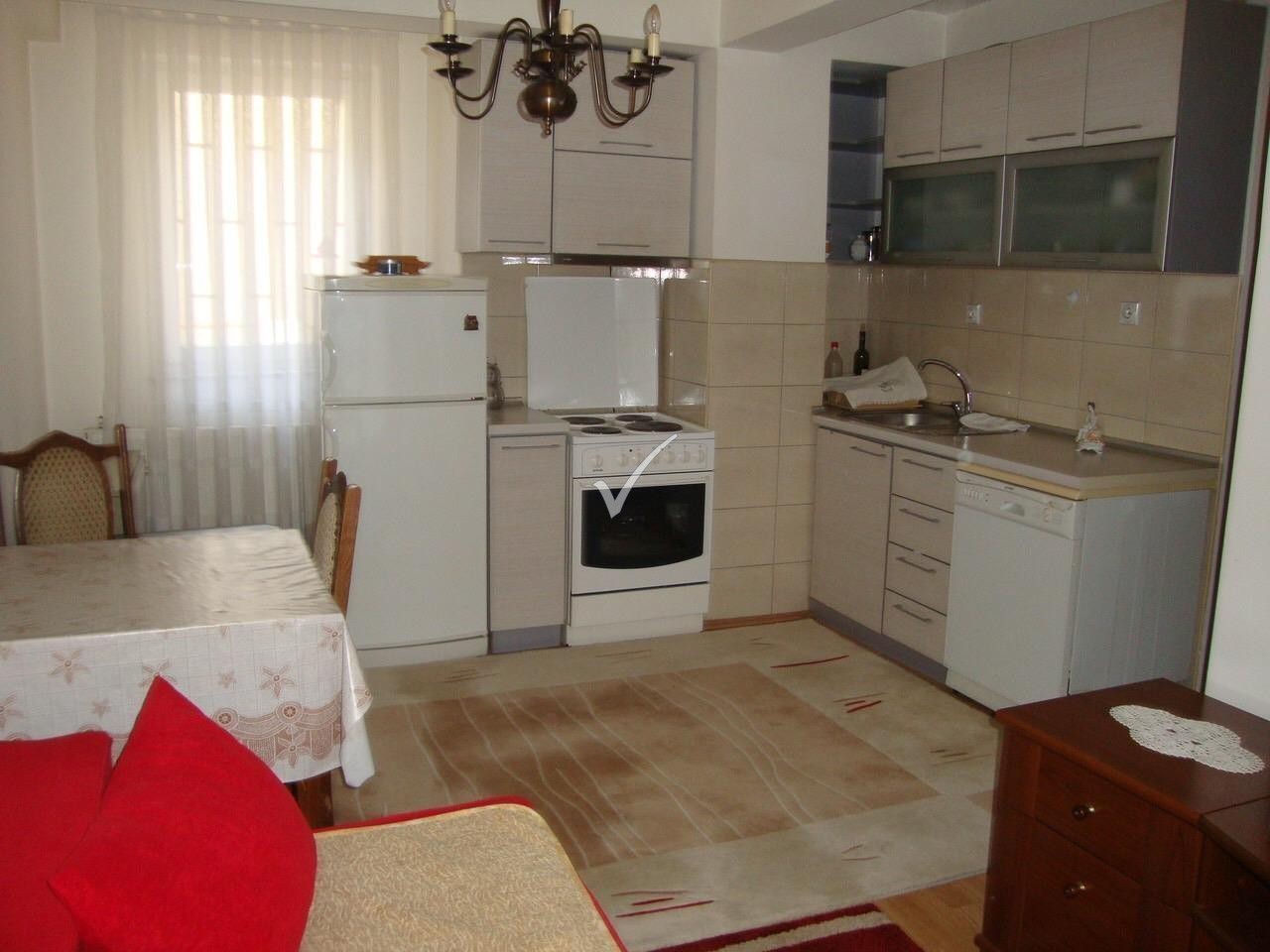 Garsoniere me qera 3