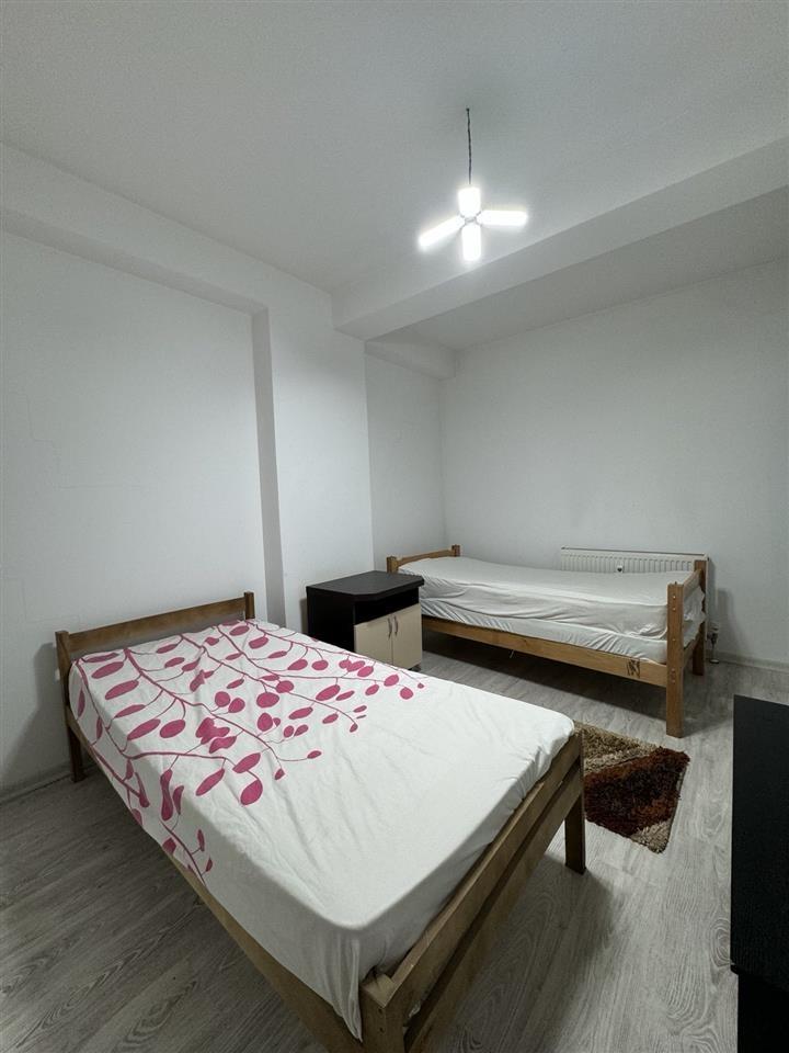 Jepet banesa me qera (2)