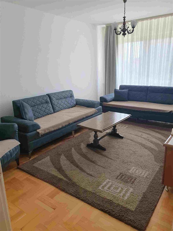 Banes me qera ne bregun e diellit (1)