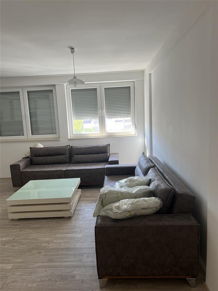 Banesa ne shitje (5)