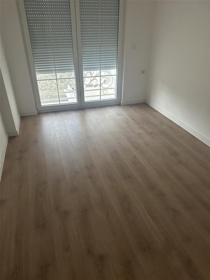 Banesa ne shitje prishtin te rruga c (3)