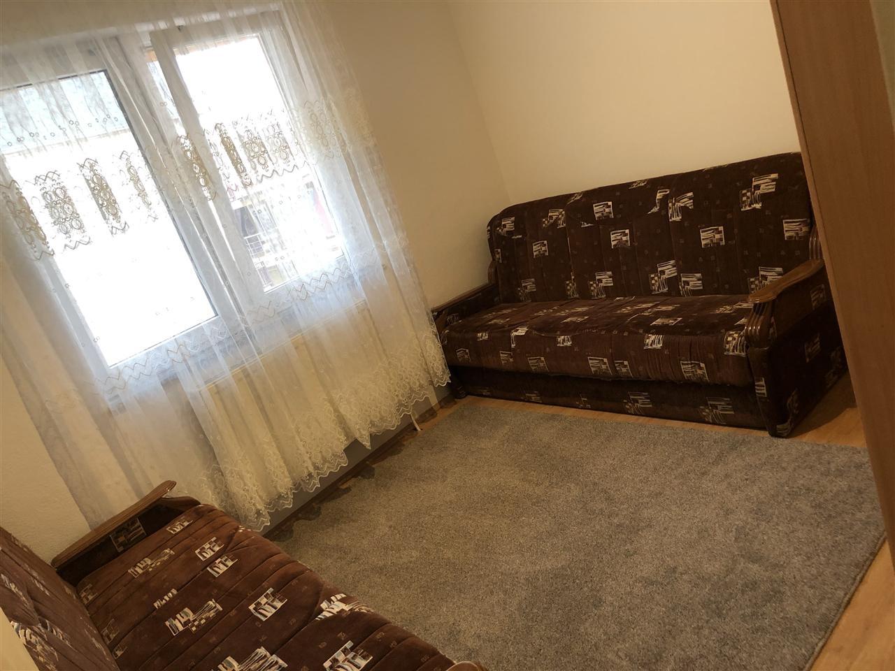 Leshohet banesa me qera tek qafa rruga uck