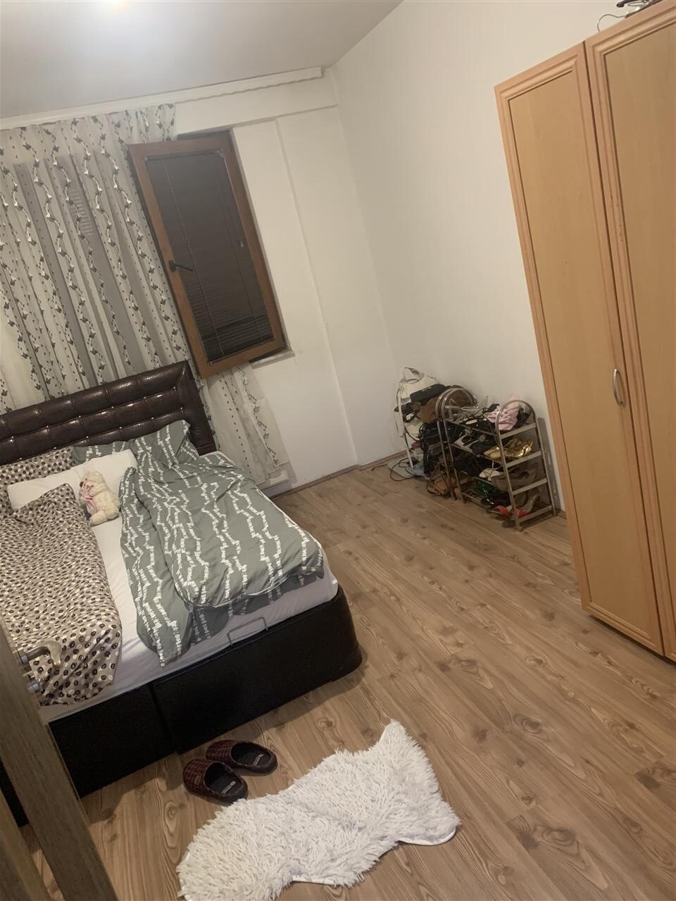 Banes me qira te 4 llullat (1)