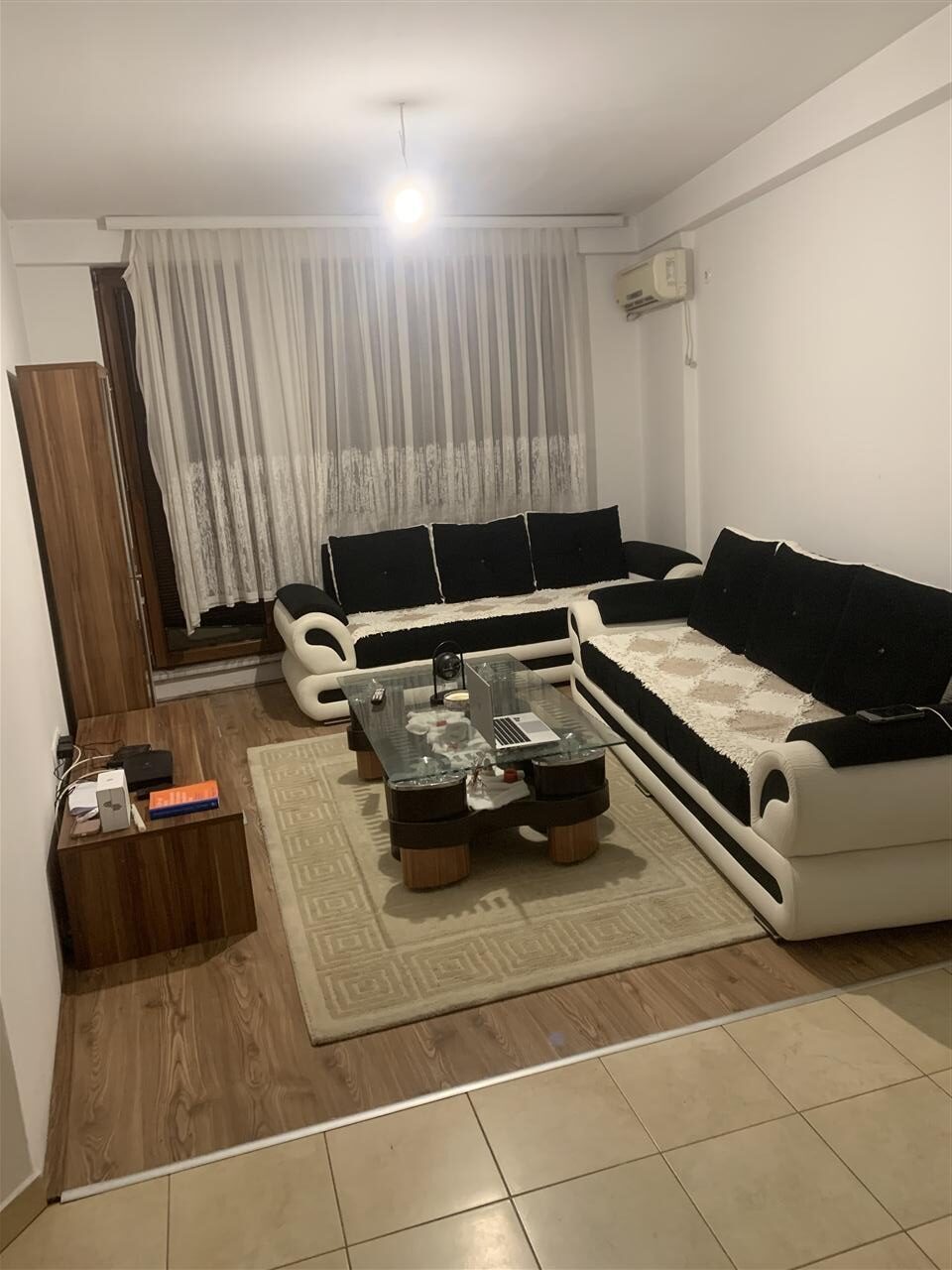 Banes me qira te 4 llullat