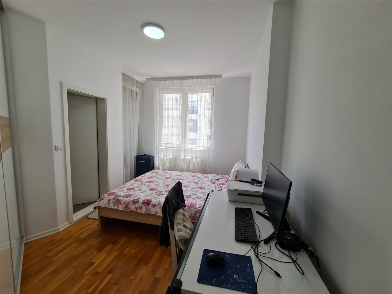 Banesa jepet me qera (5)