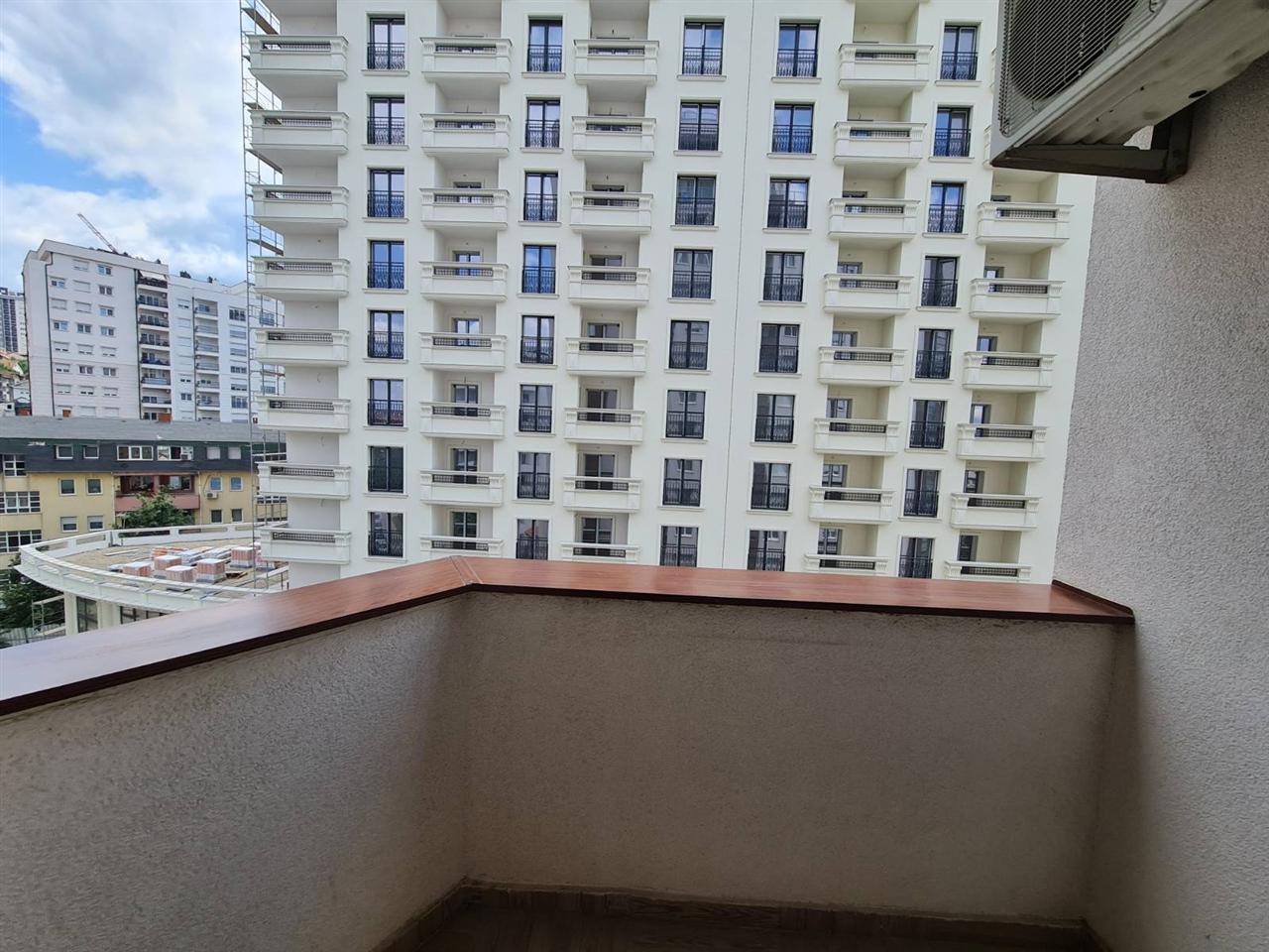 Banesa jepet me qera (6)