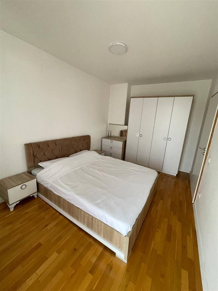 Banese me qera ne emshir kompleksi riera (1)