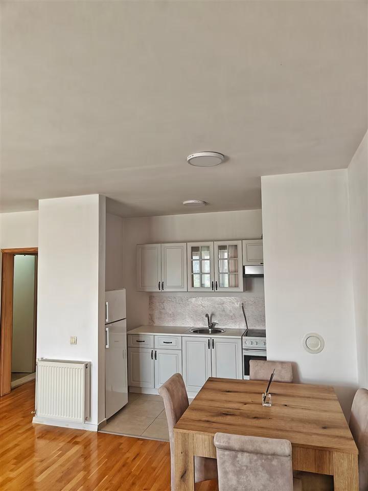 Banese me qera ne emshir kompleksi riera (4)