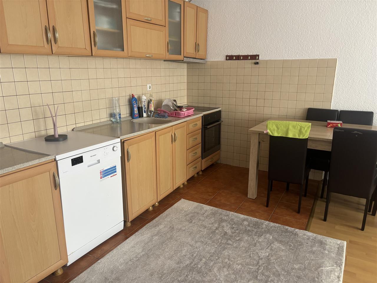 Banese me qera ne lagjen 4 llullat (1)