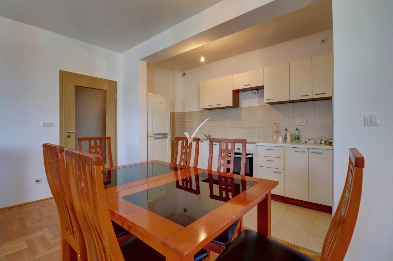 Banese me qera rruga b 3