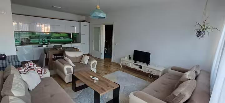 Banese me qira ndue perlleshi