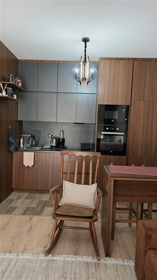 Banese per shitje 51m banim +47m terase 98m2 total (6)