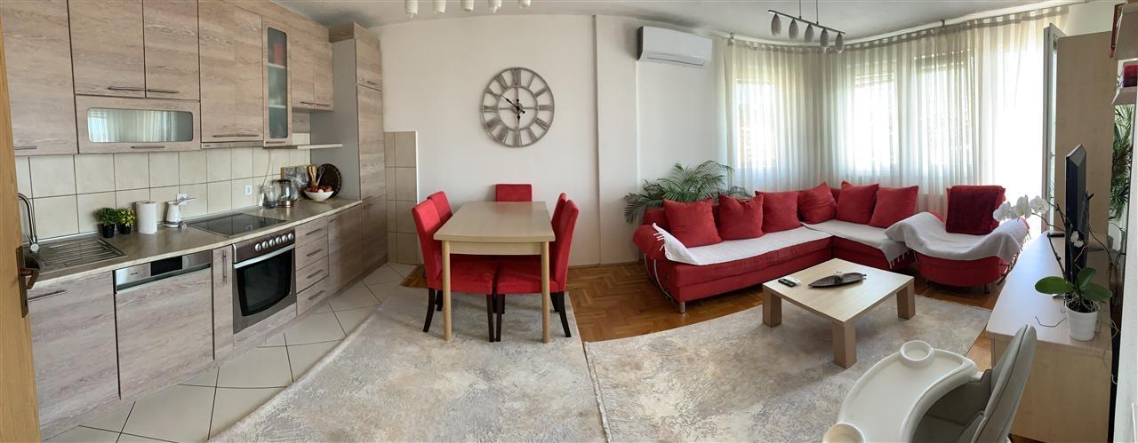 Jepet me qera banesa ne breg te diellit (1)