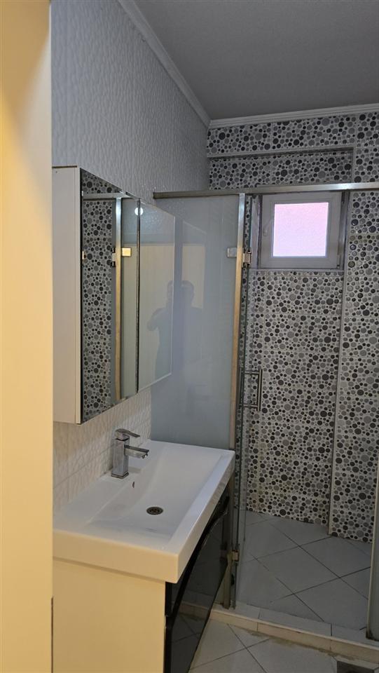 Leshohet banesa me qira (2)