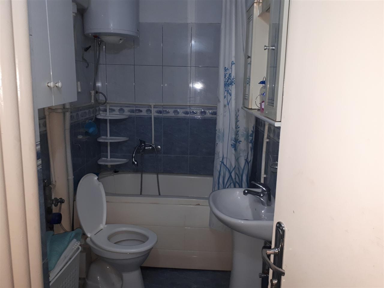 Leshohet banesa me qira ne ulpiane te fontana afer konvikt