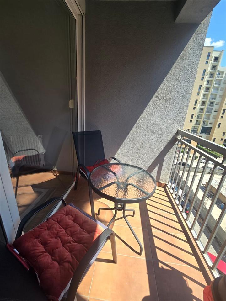 Leshohet banese me qera ne lagjen kalabria (2)