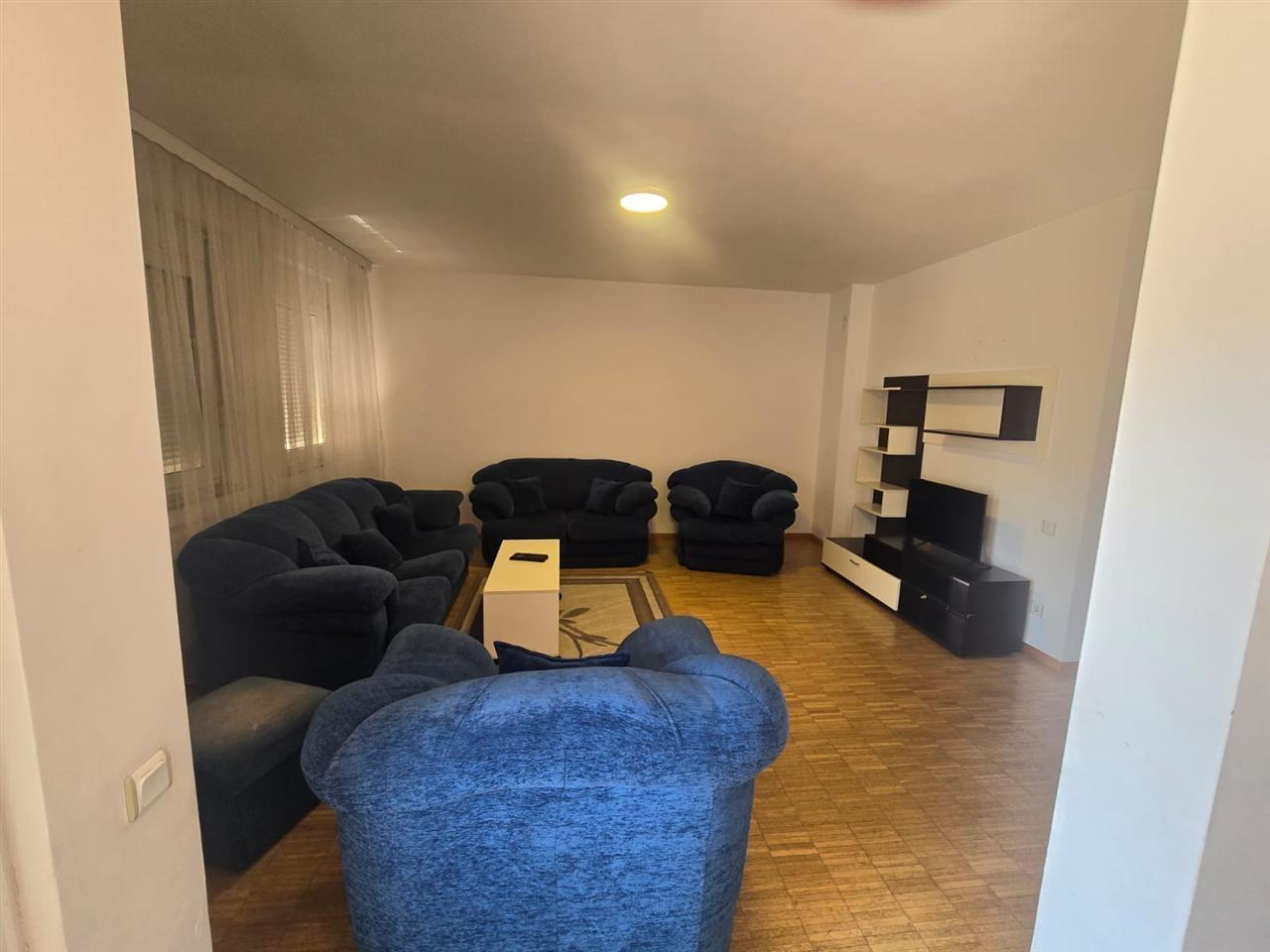 Leshohet banese me qera ne lagjen kalabria (3)