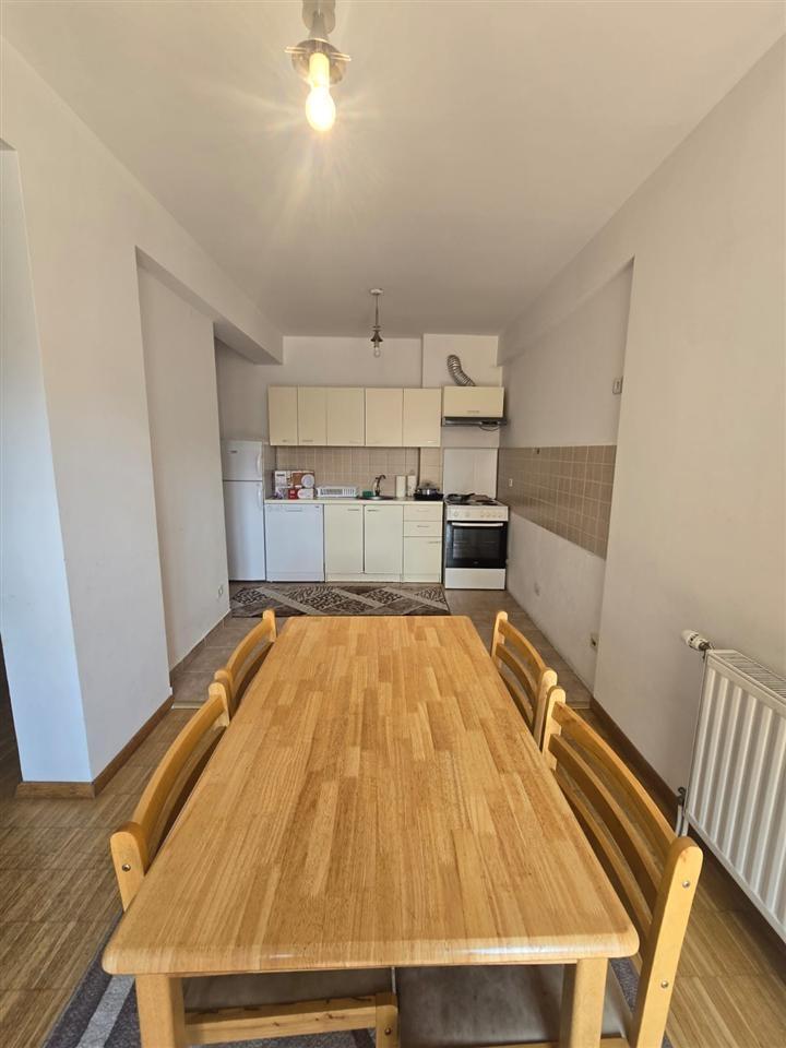 Leshohet banese me qera ne lagjen kalabria (6)