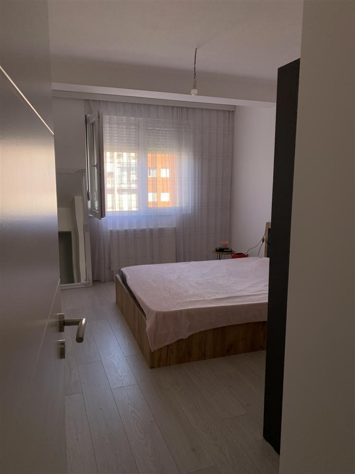 Leshoj banesen me qera (2)