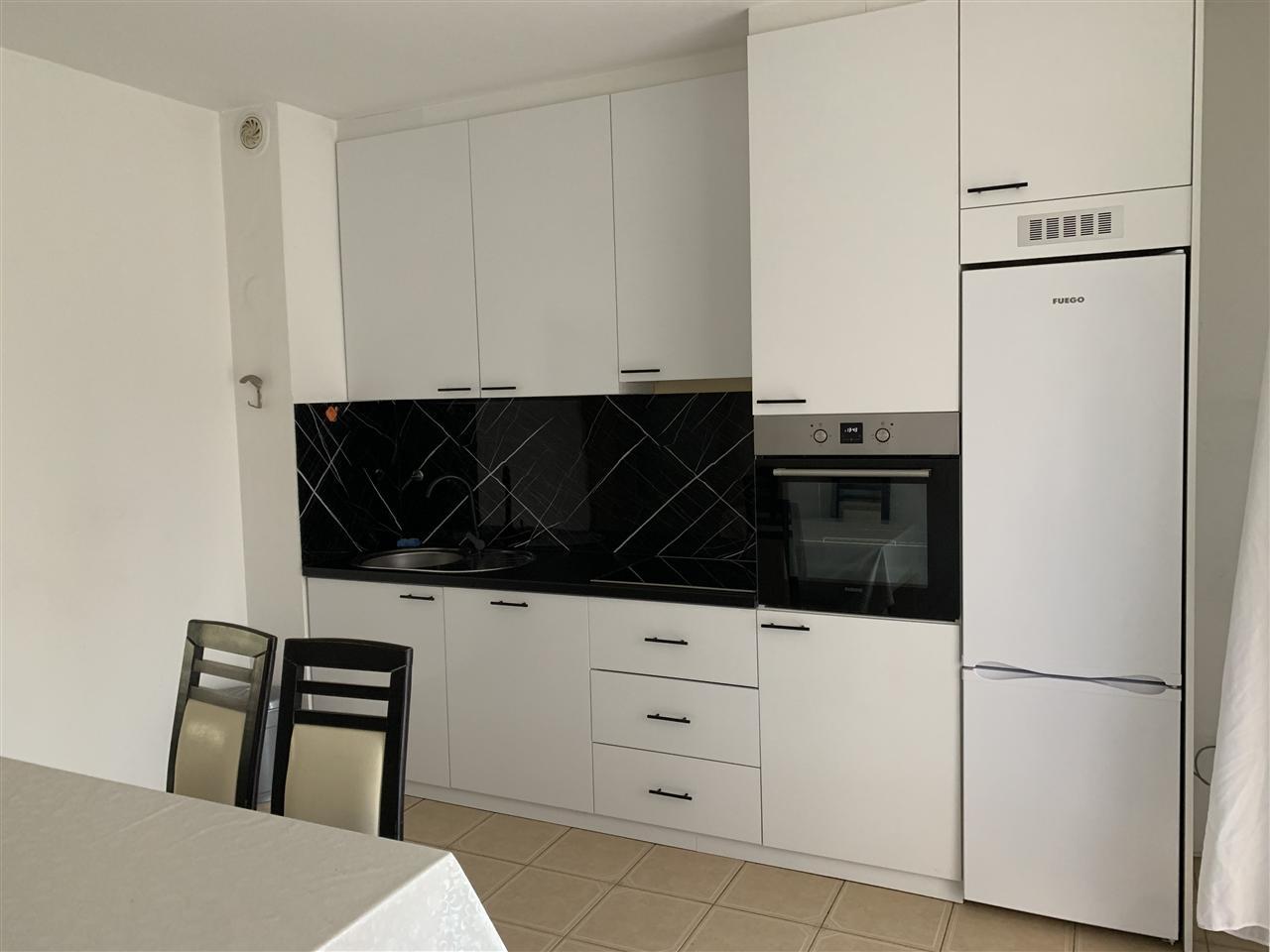 Ofroj banesen me qera lagja bregu i diellit (7)