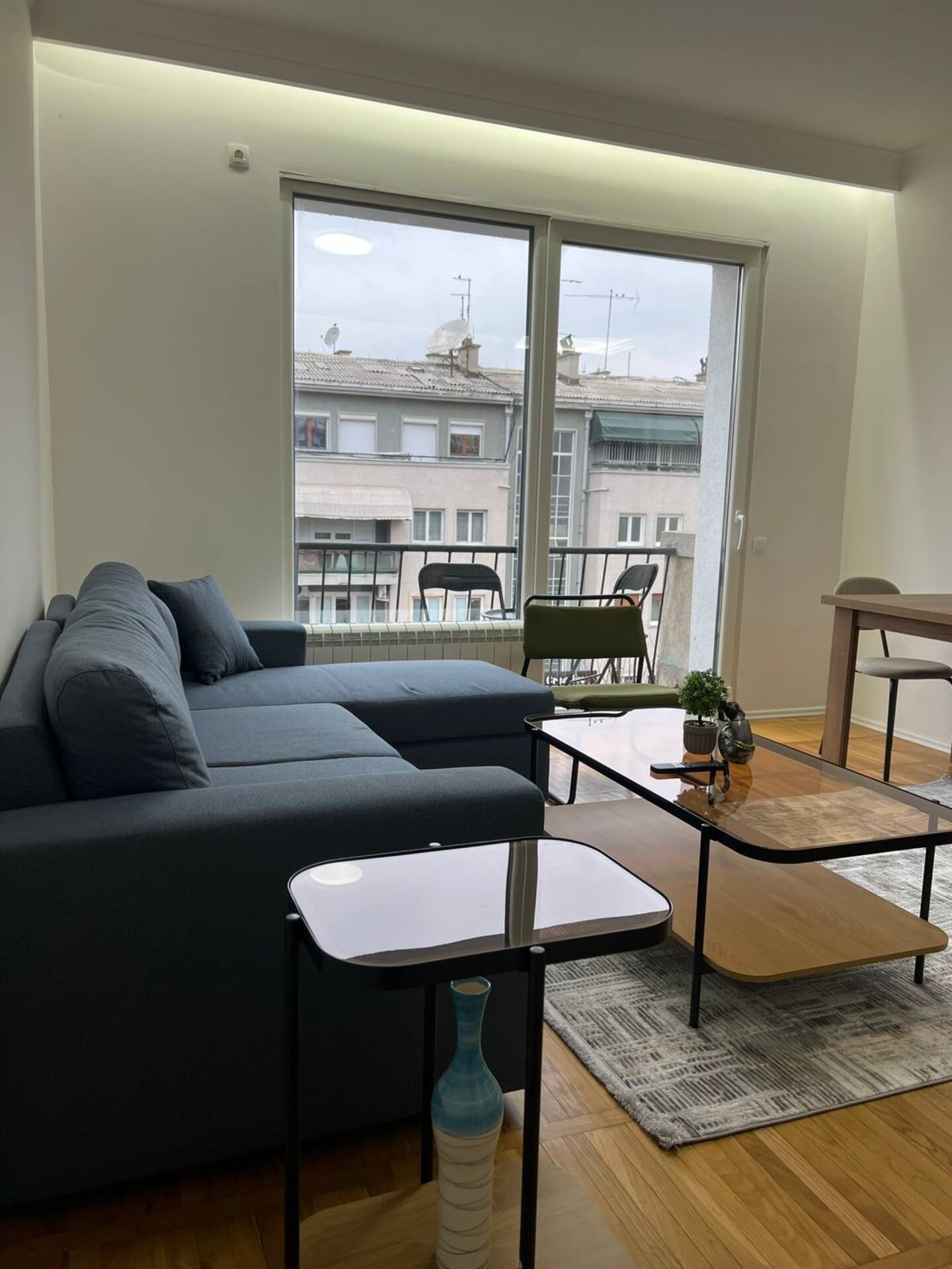 2b272183 aee0 4ff4 b4c1 0f3cf7328d9a