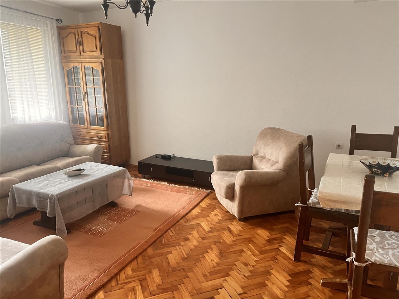 Apartament me qera ne bregun e diellit (1)