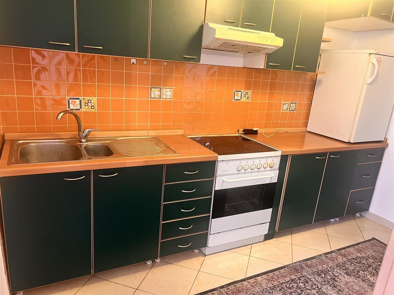 Apartament me qera ne bregun e diellit (2)