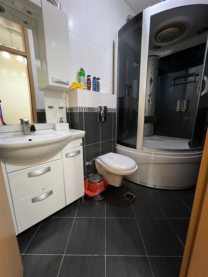 Banesa ipet me qera (4)