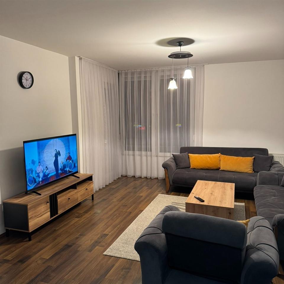 Banesa me qera ne b diellit te xhambazt 2dh gjumi 350e