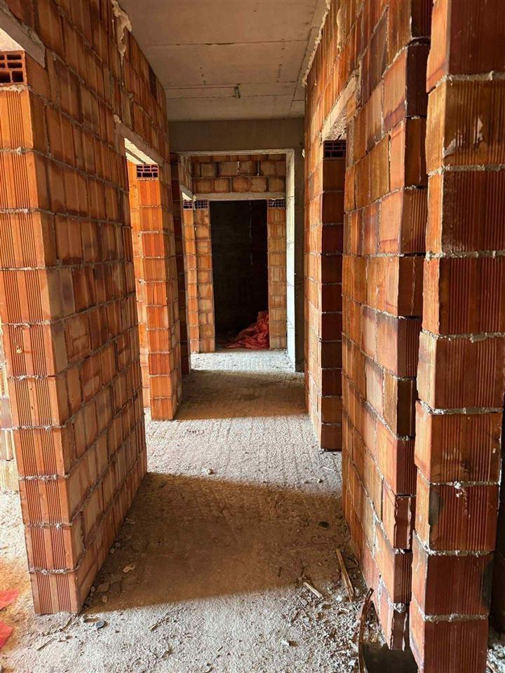 Banesa ne shitje kompleksi trisa prishtine (1)