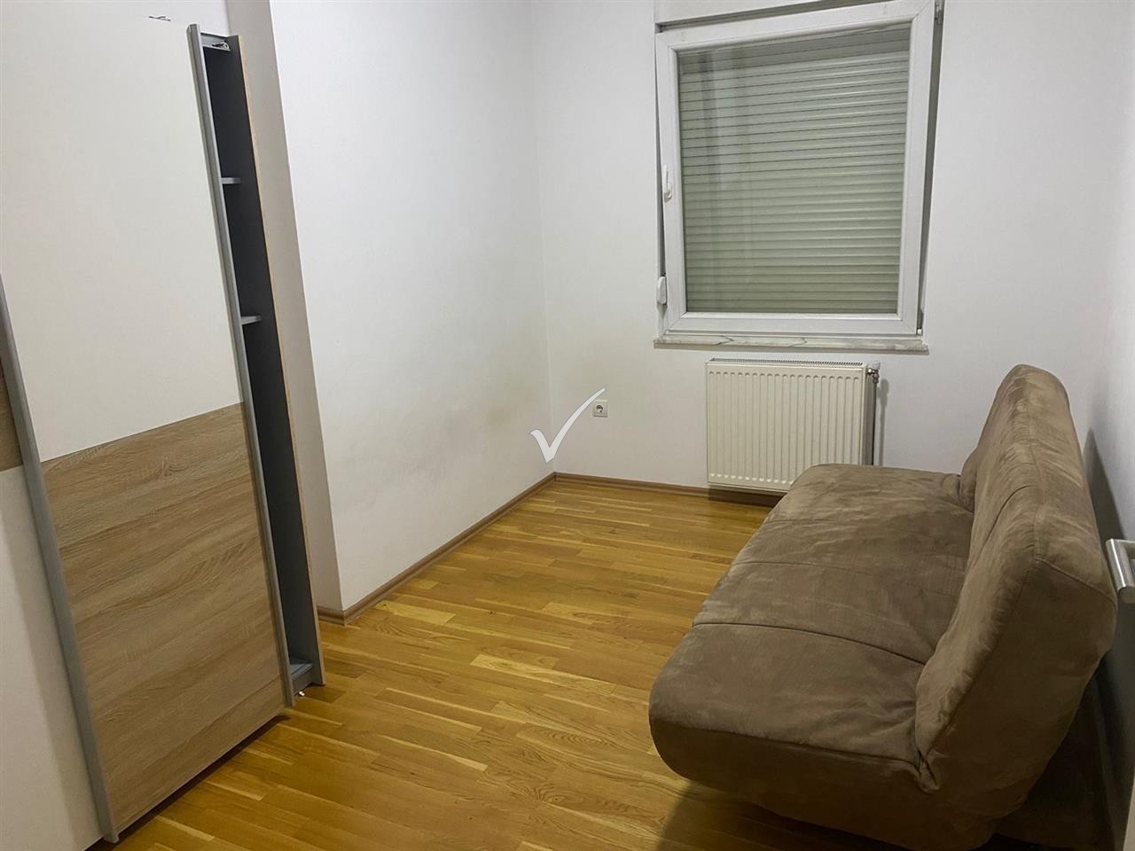 Banese me qera 2 1 2