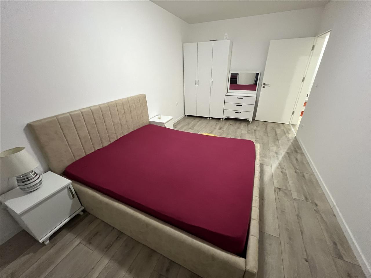 Jepet banesa me qira (3)