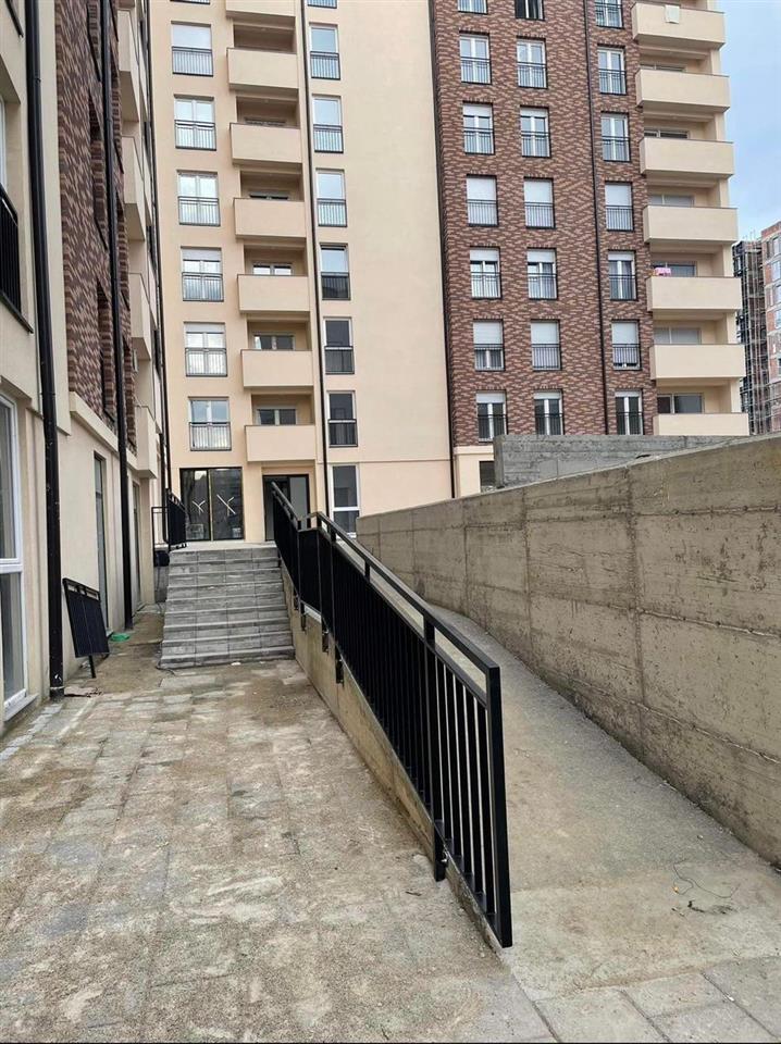 Leshohet banesa 4 dhomeshe me qera afer shkolles pavaresia (10)