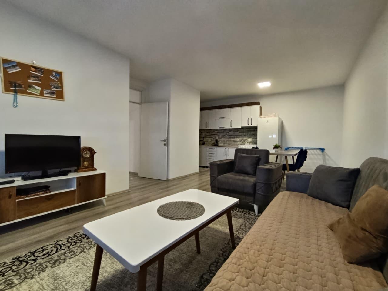 Leshohet banesa me qera 81 metra ne qender te rrethi (4)