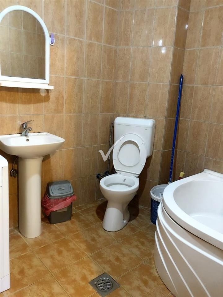 Leshohet banesa me qera ne qender te prishtines 8