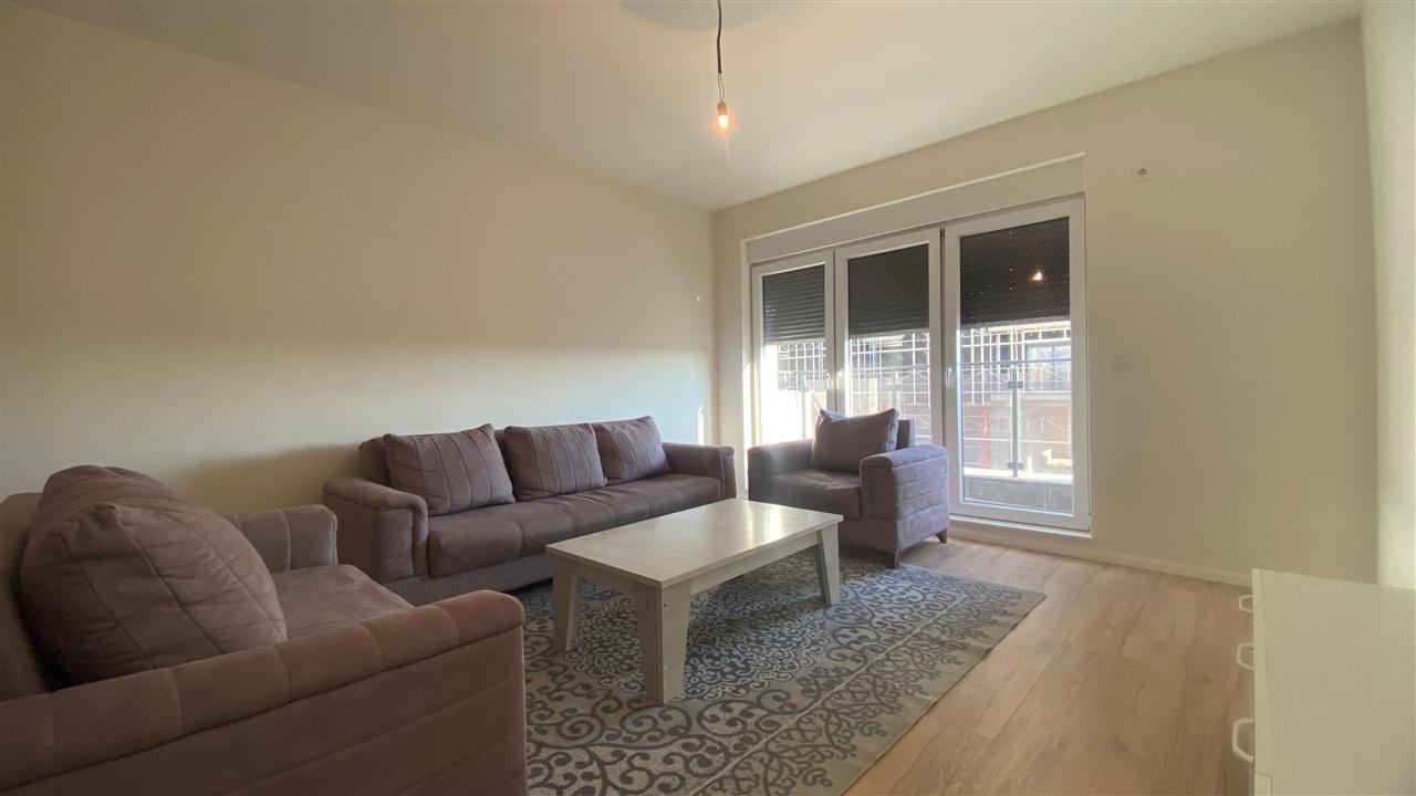 Leshoj banes me qera ne emshir (1)