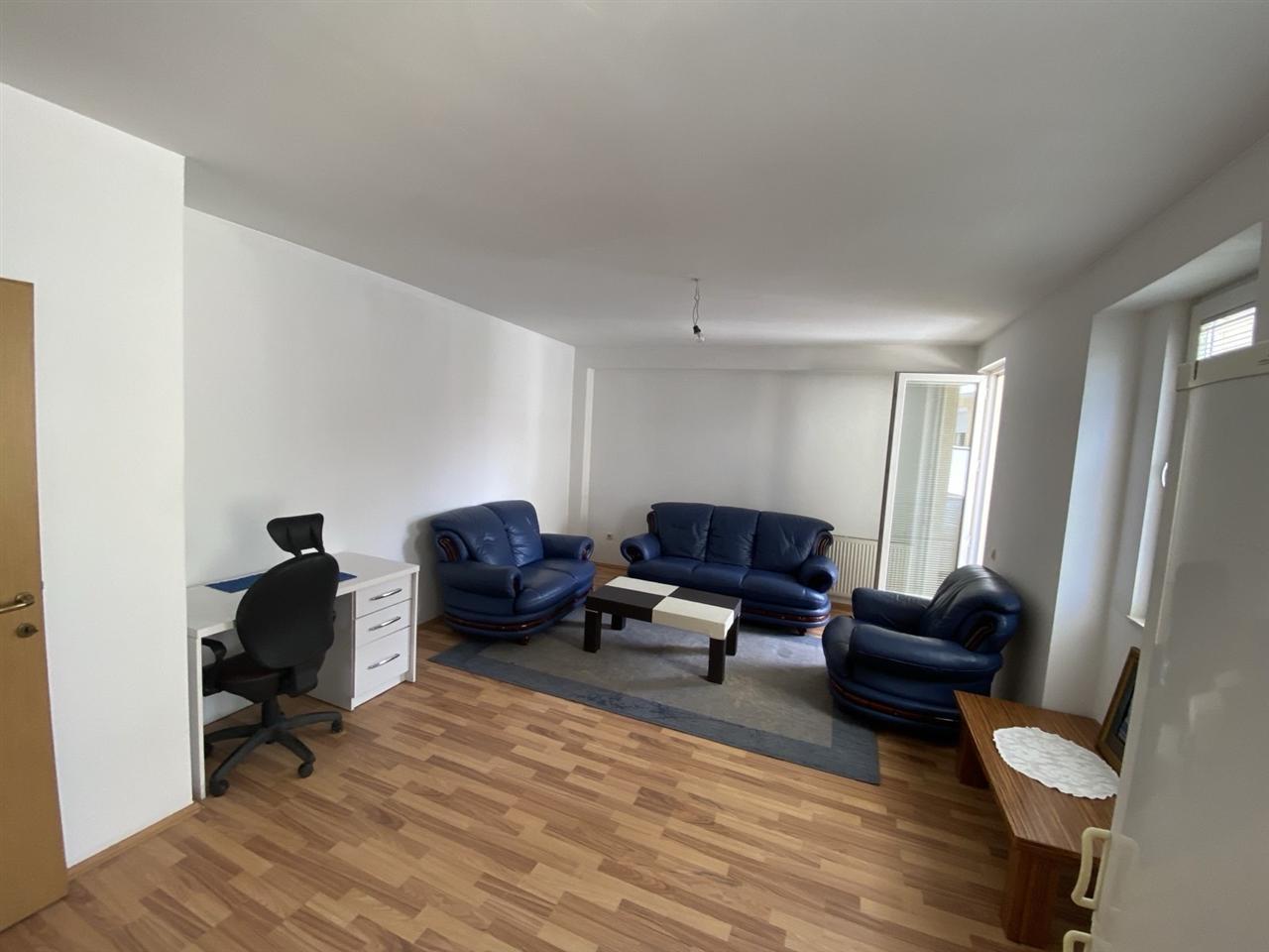 Leshoj banesen me qera (5)