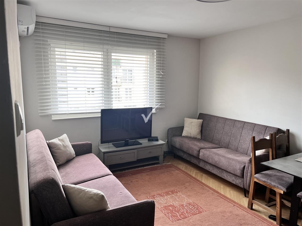 Apartament me qera ne ulpiane 5