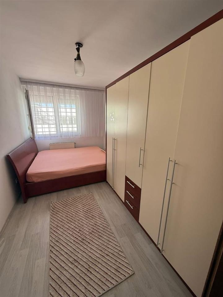 Banesa ne shitje (1)