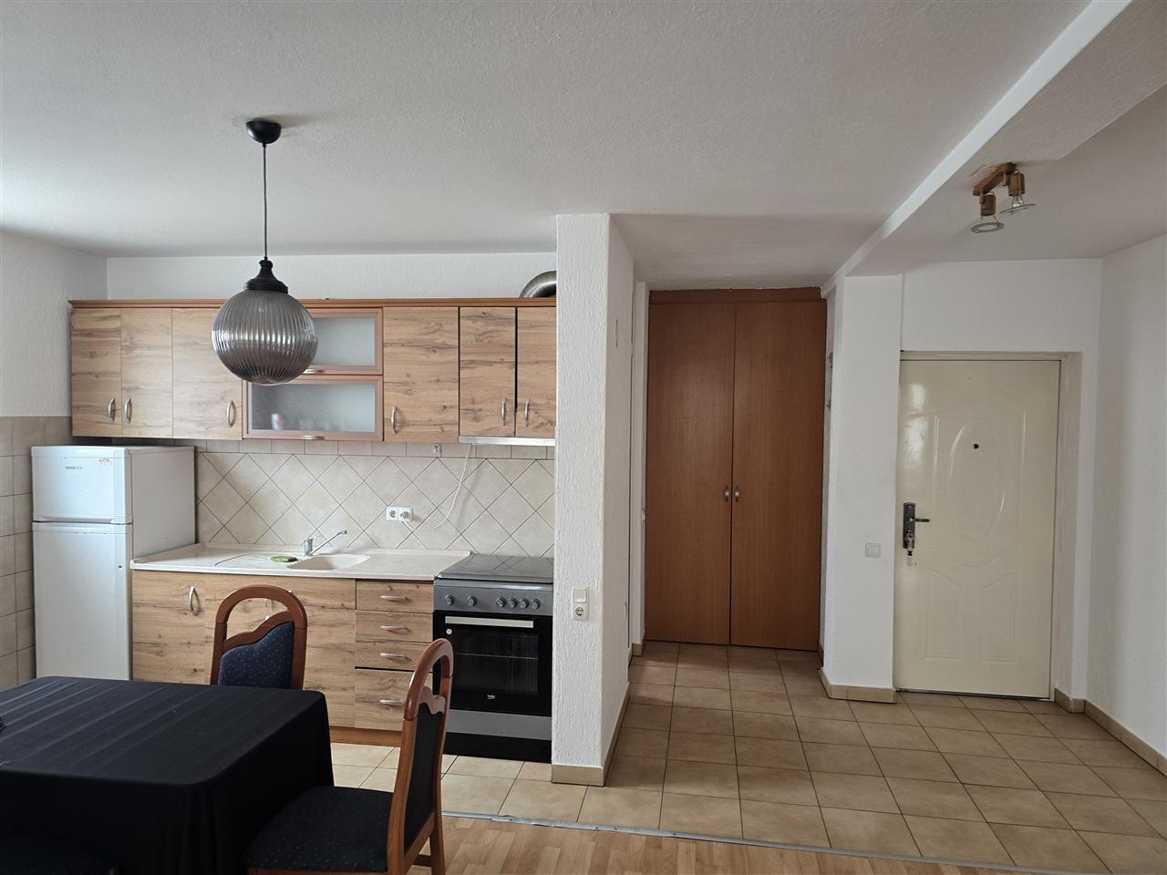 Banese me qera ne b diellit afer xhambazeve b3 (5)