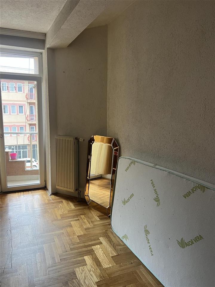 Banese me qira 2 dhoma gjumi ballkon ngrohje (5)