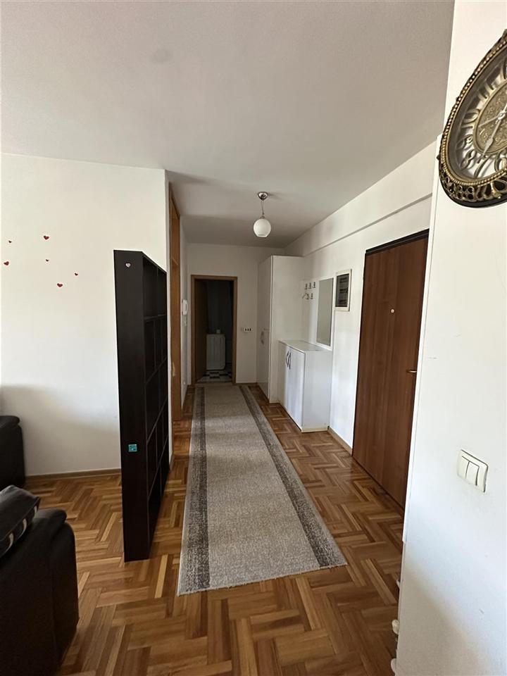 Ipet banesa me qera emshir (5)