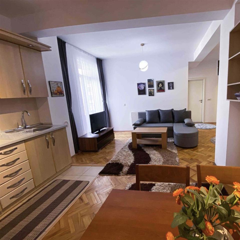 Ipet me qira banesa ne prishtine perballe kolegjit fama (4)