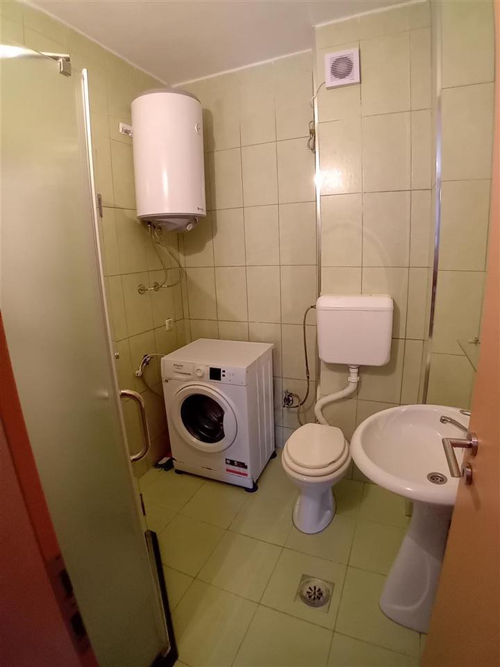 Jepet banesa me qiera (4)