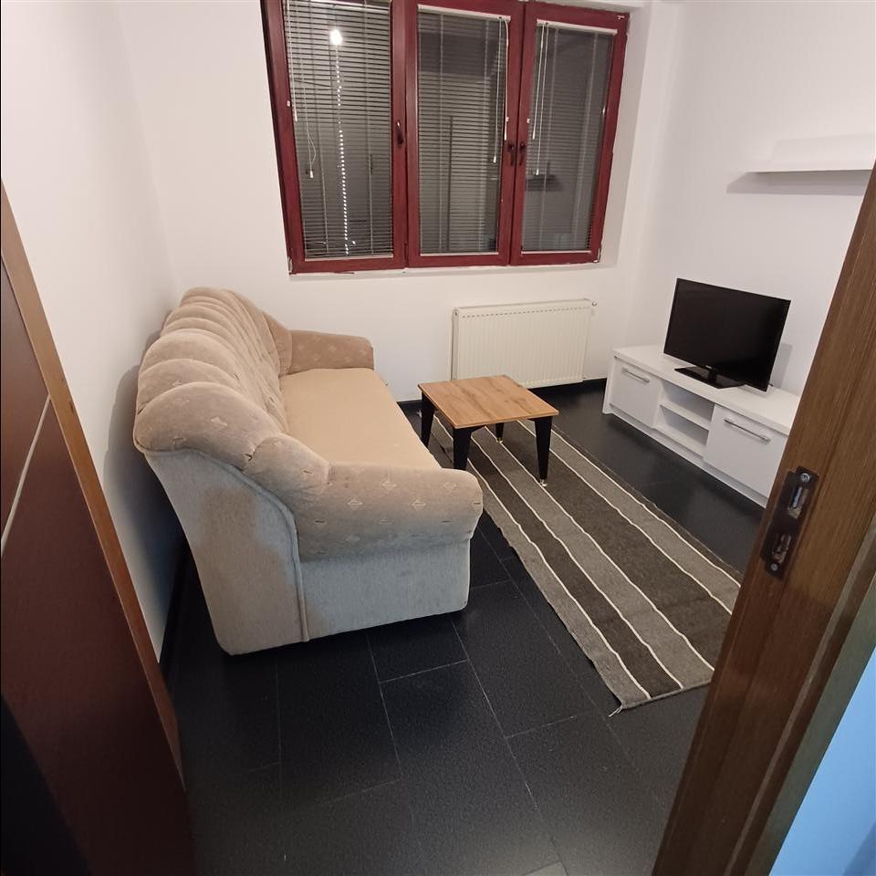 Leshohet garsonjerka me qera