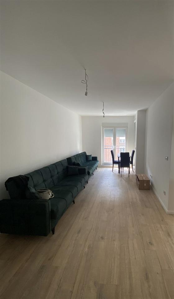 Leshoj banesen me qira ne rrugen c (1)