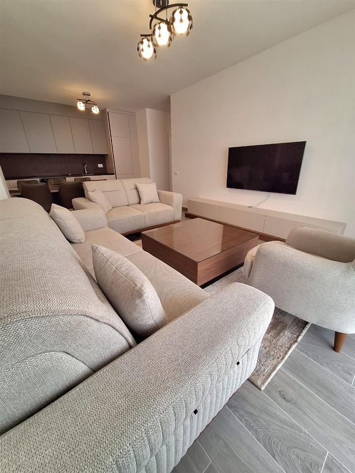 Ofrojm banes me qira 500 euro muaj